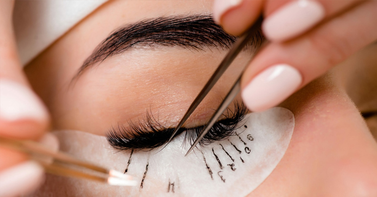 Eyelashes Extensions Image